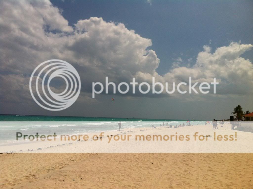 Playacar Phase I is Pure Beachfront Relaxation and Comfort!El mayor